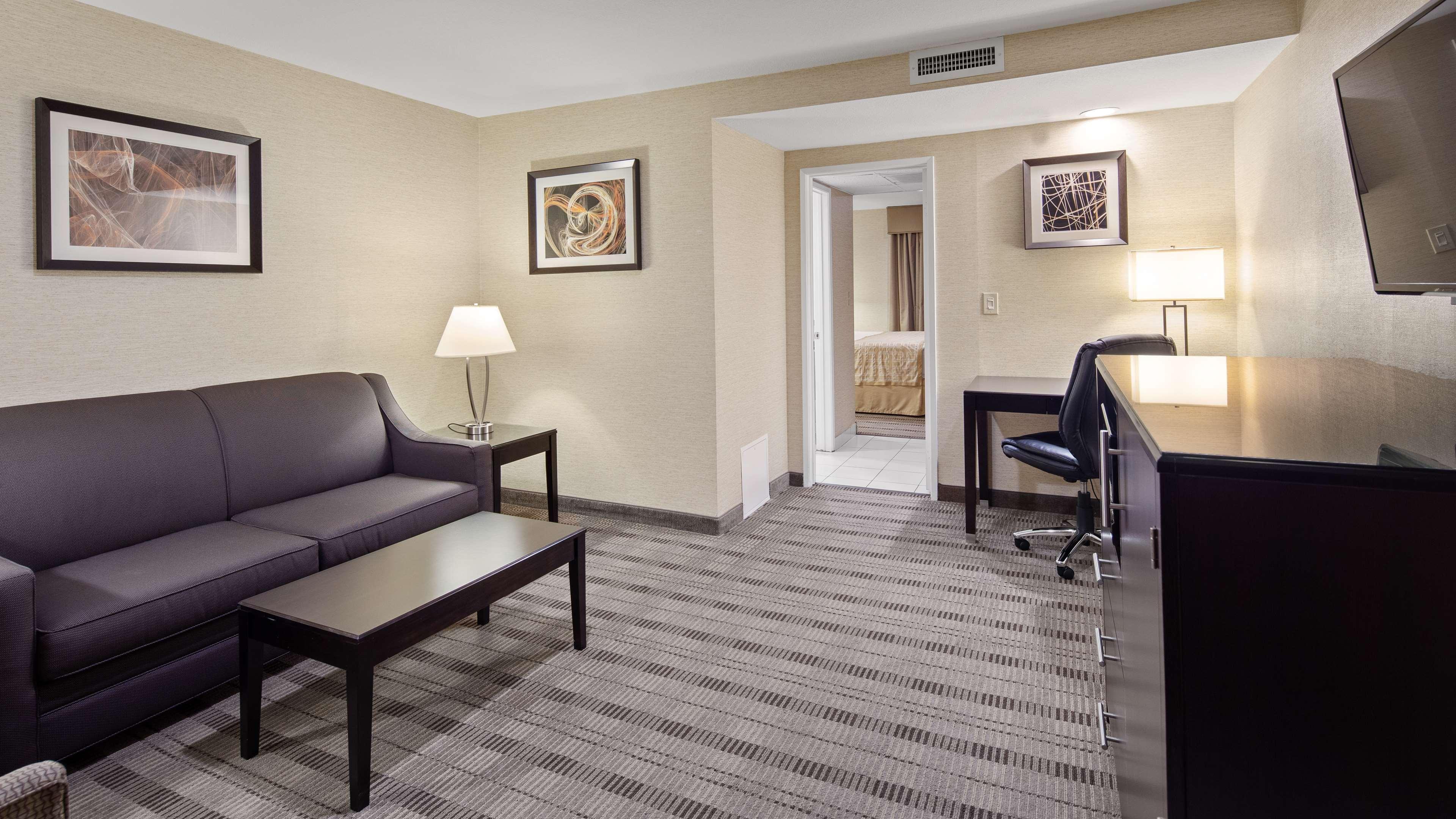 Best Western Pasadena Royale Inn&Suites Extérieur photo