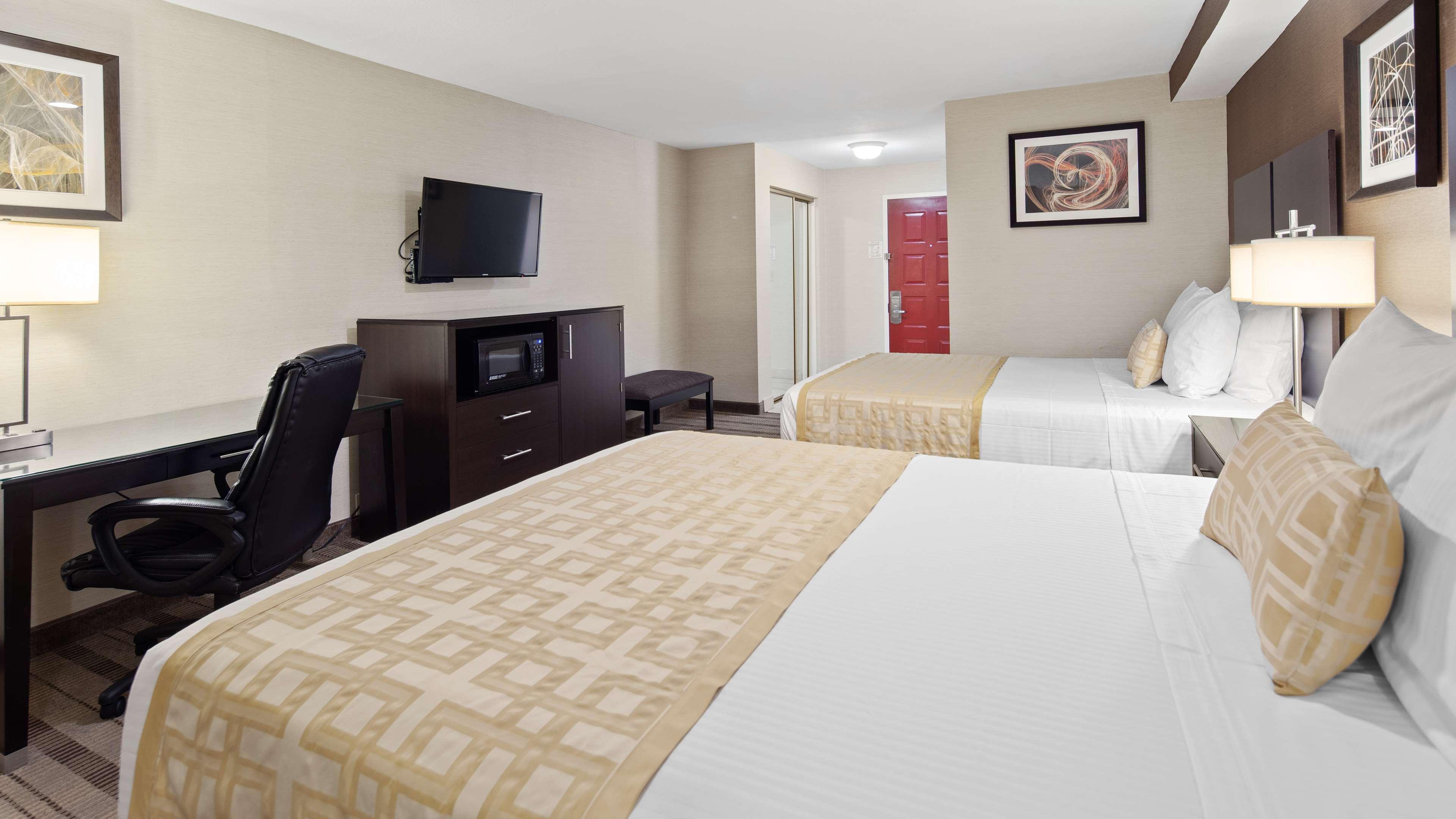 Best Western Pasadena Royale Inn&Suites Extérieur photo