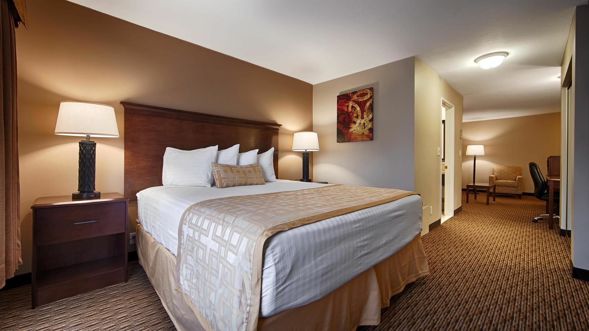 Best Western Pasadena Royale Inn&Suites Extérieur photo
